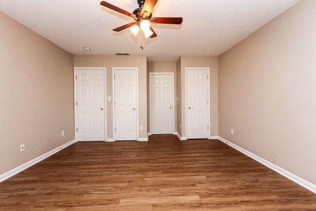 Building Photo - 19546 Prairie Crossing Dr