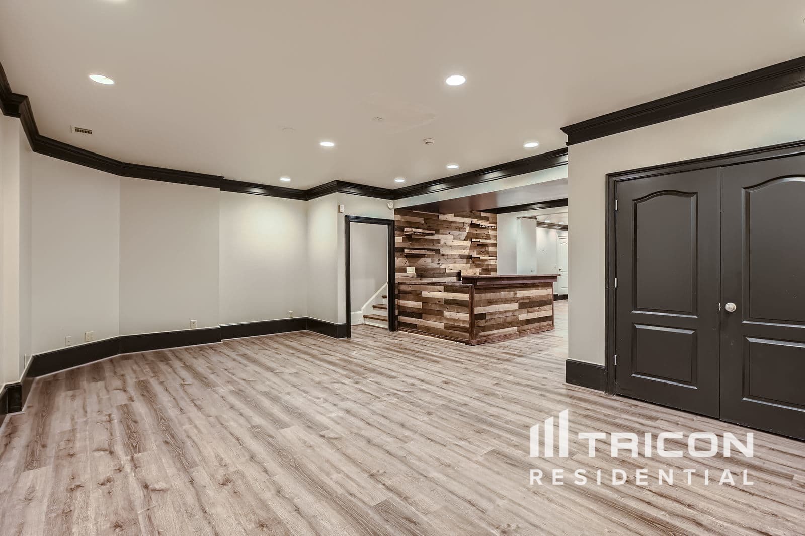Building Photo - 1026 Overlook Dr