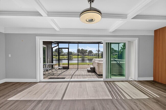 Building Photo - 14624 Country Side Ln