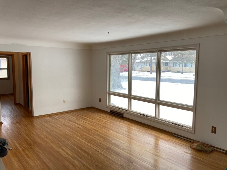 Building Photo - 13812 Shirley Dr
