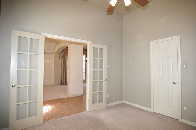 Building Photo - Stunning 4-2-2 in Ft. Worth – Keller ISD!