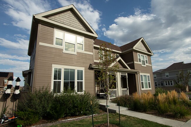 Building Photo - 4 Bedroom, 3 Bath Townhouse In Erie, CO!! ...