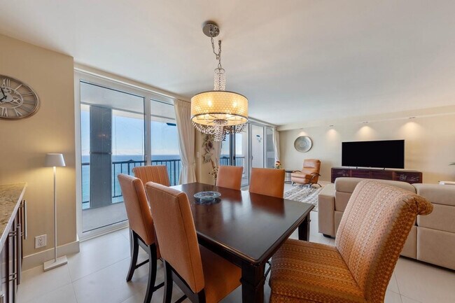 Building Photo - 4280 Galt Ocean Dr