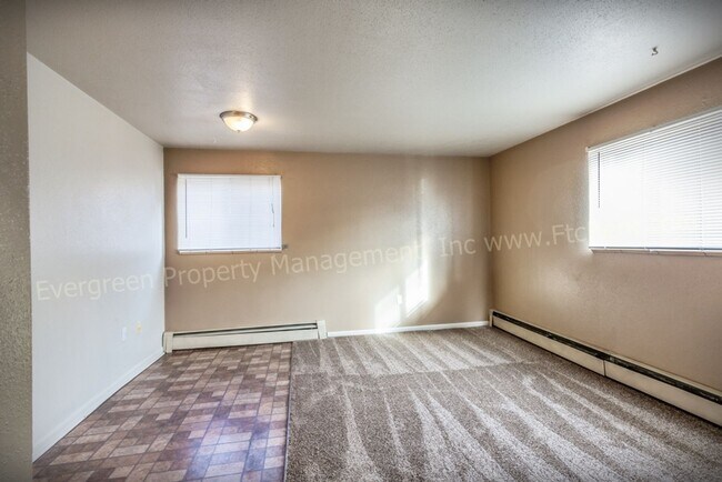 Building Photo - 1301 Burton Ct