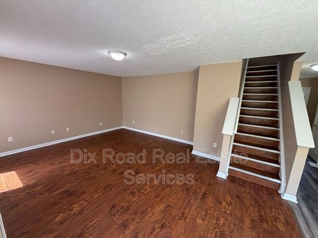 Building Photo - 6729 Fayetta Dr