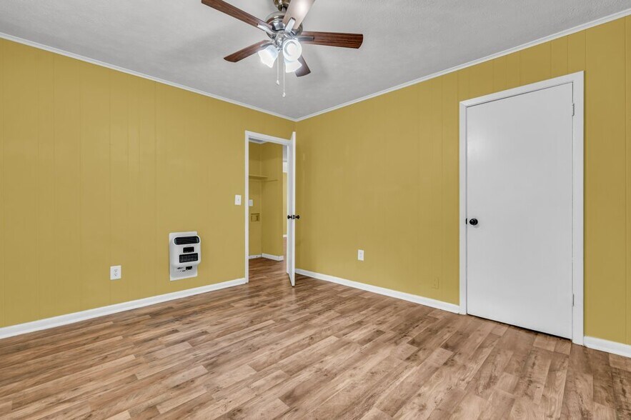 Building Photo - 329 Santa Anita Dr