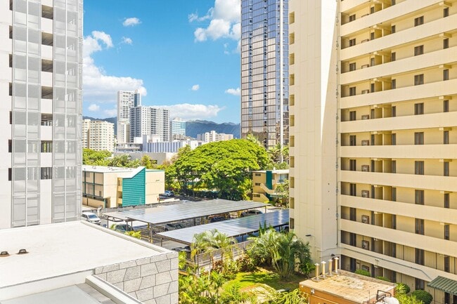 Building Photo - Brand New 1 Bedroom | 1 Bathroom The Park on Keeamoku