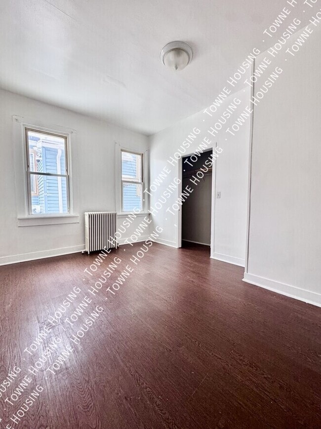 Building Photo - 256 14th St