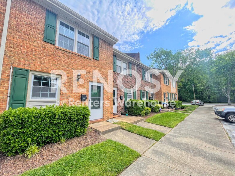 Building Photo - 870 Elizabeth Ct
