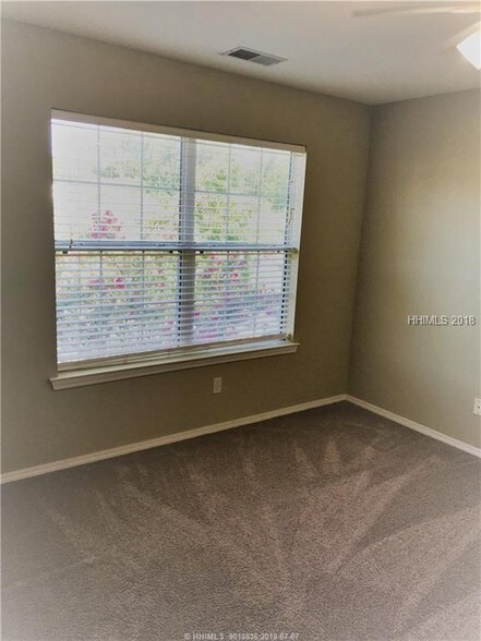 Building Photo - 509 Eastwater Ln
