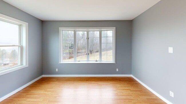 Building Photo - Beautifully maintained single-level ranch home in South Barre-Currently Under Contract