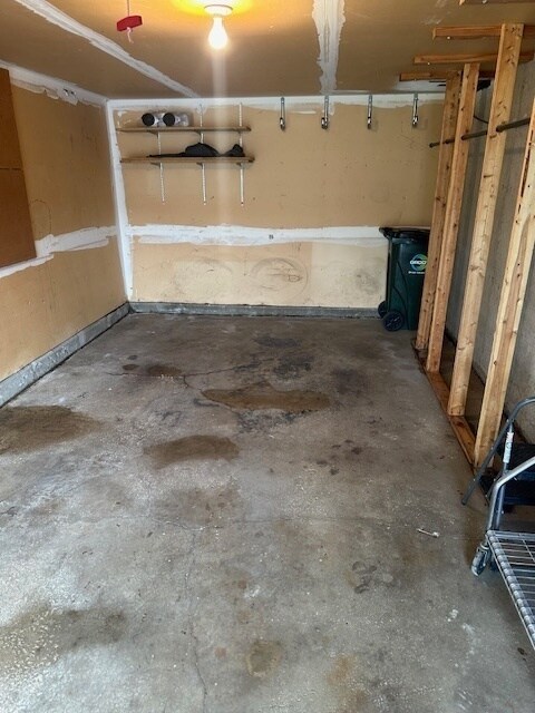 Building Photo - 1003 Sandpiper Ct