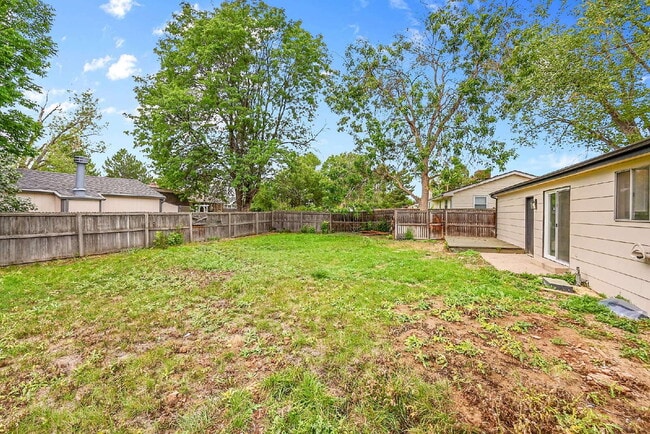 Building Photo - $2,195.00, 3-bed, 1-bath, located in Thorn...