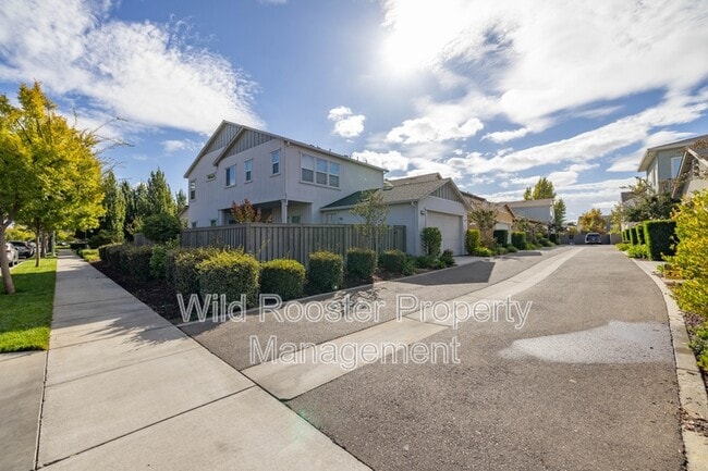 Building Photo - 3500 Forney Wy