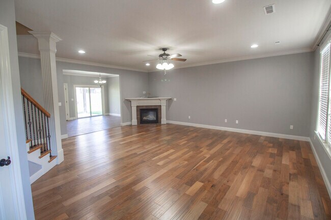 Building Photo - 3209 Belinda Ct