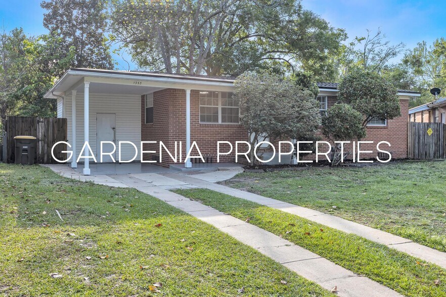 Building Photo - 1353 Placid Pl