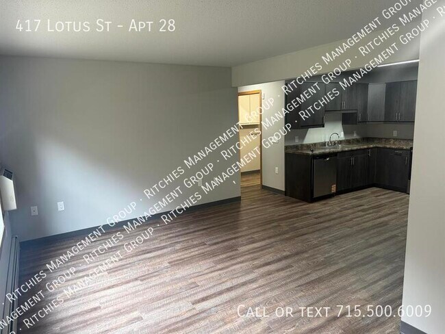 Building Photo - 417 Lotus St