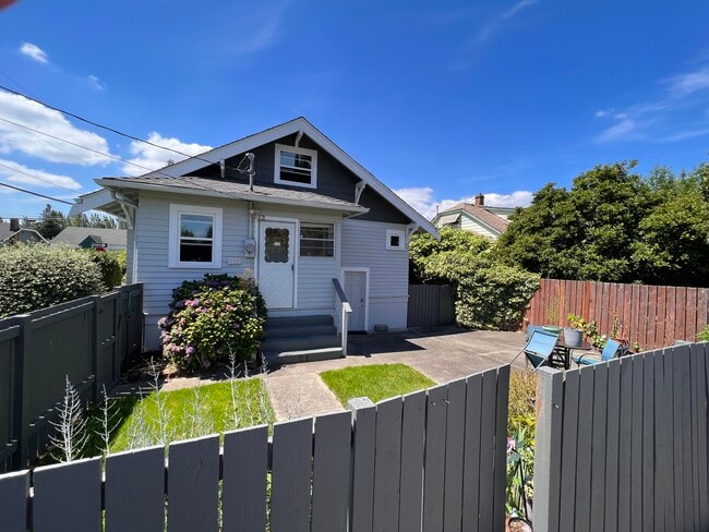 Building Photo - 200 Wells Ave N