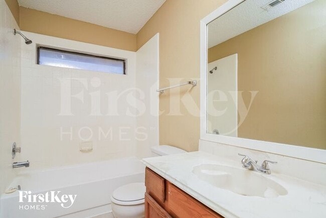 Building Photo - 3934 Cochise Dr