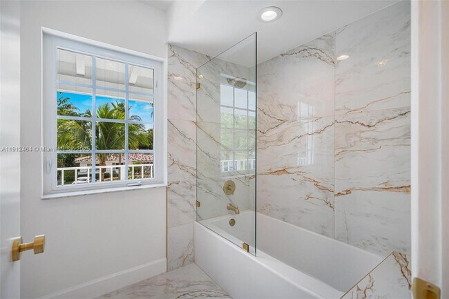 Building Photo - 1457 Certosa Ave