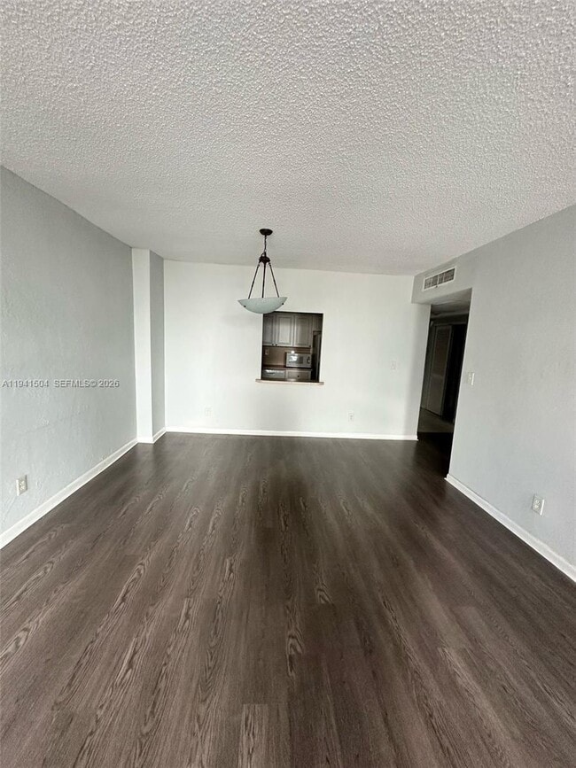 Building Photo - 19390 Collins Ave