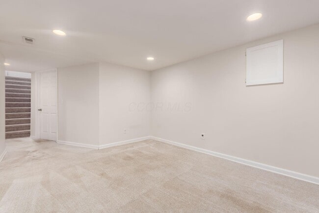 Building Photo - 336 E Weisheimer Rd