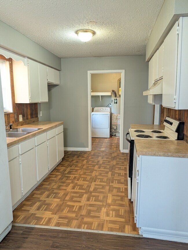 Building Photo - 340 NC - JK RE NC LLC
