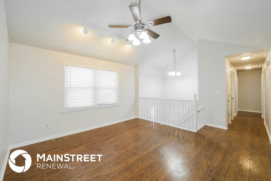 Building Photo - 11301 N Marsh Ave