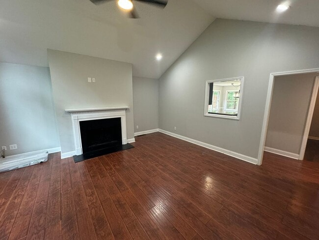 Building Photo - Wonderful Bogart Home in Pleasant Pines!