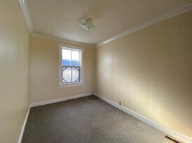 Back bedroom apartment B