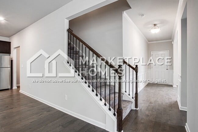 Building Photo - 6715 Hill Rock Ln