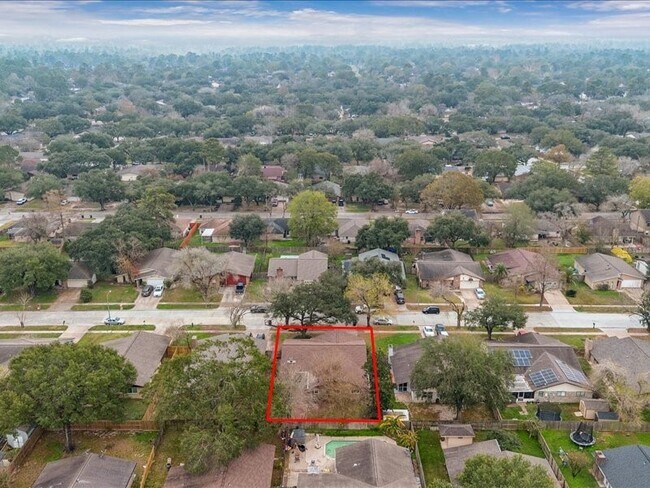 Building Photo - 3902 Broken Elm Dr