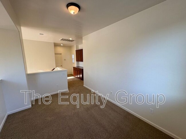 Building Photo - 1422 N PELAGO Ct