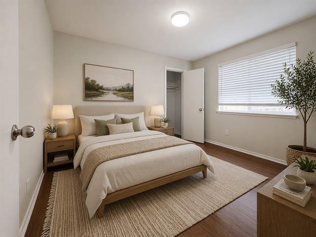 Building Photo - 1622 Palm Beach Ave