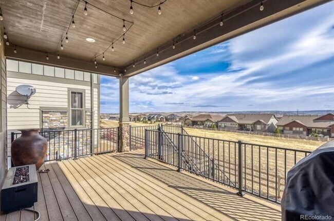 Building Photo - 5 BR/4BA | Newly Renovated Single Family Home | 1-Car Garage Parking | Community Pool!