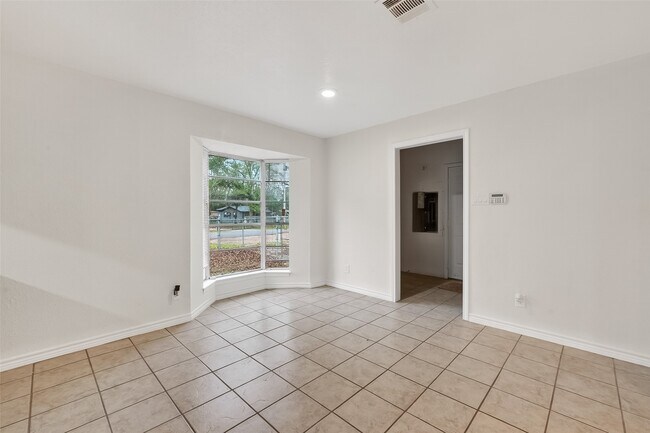 Building Photo - 15353 Arrowhead Bend