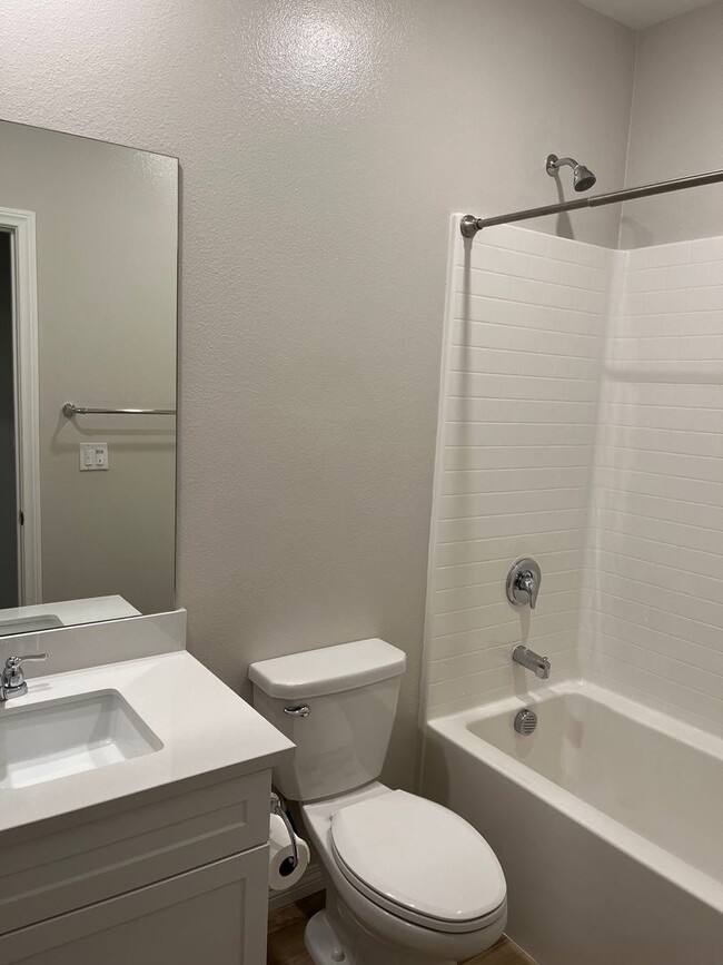 Building Photo - Single Story 3 bedroom in Winchester