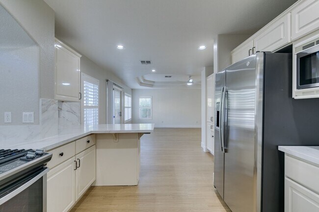 Building Photo - Fabulous Southern Highlands Property