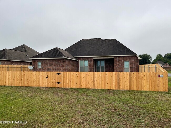 Building Photo - 101 Green Mountain Ridge St