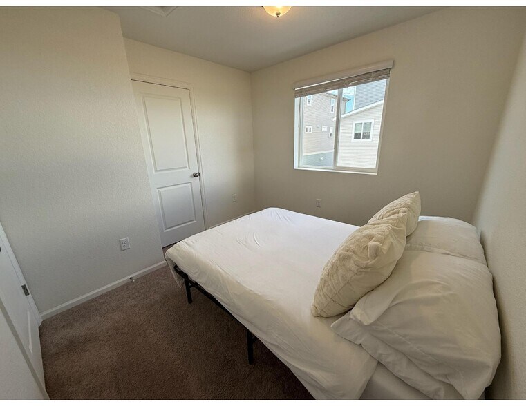 Bedroom 3 - 6027 Notch Top Way