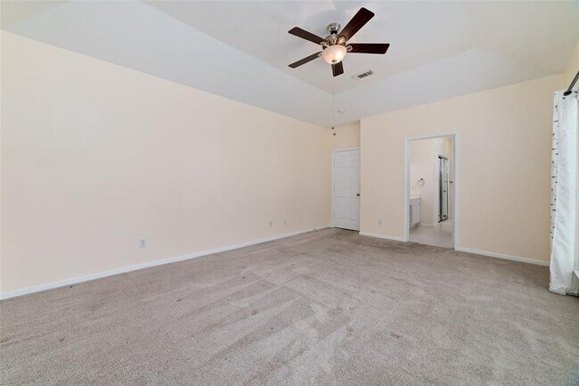 Building Photo - 22531 Heather Way Ct