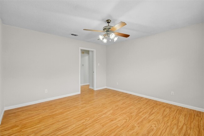 Building Photo - 16739 Selder Dr