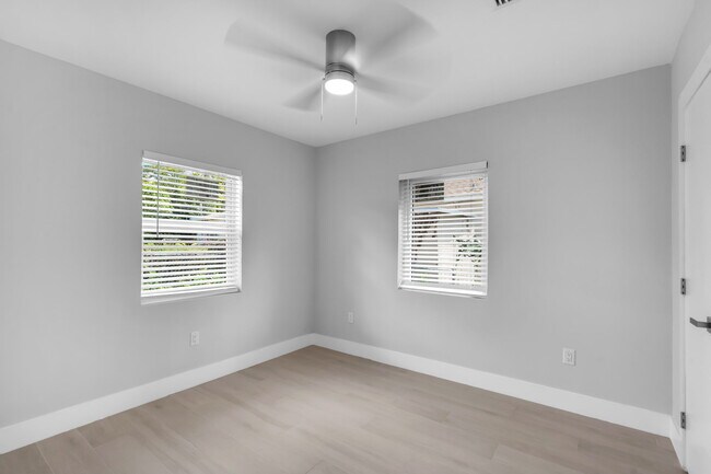 Building Photo - 351 NE 82nd St