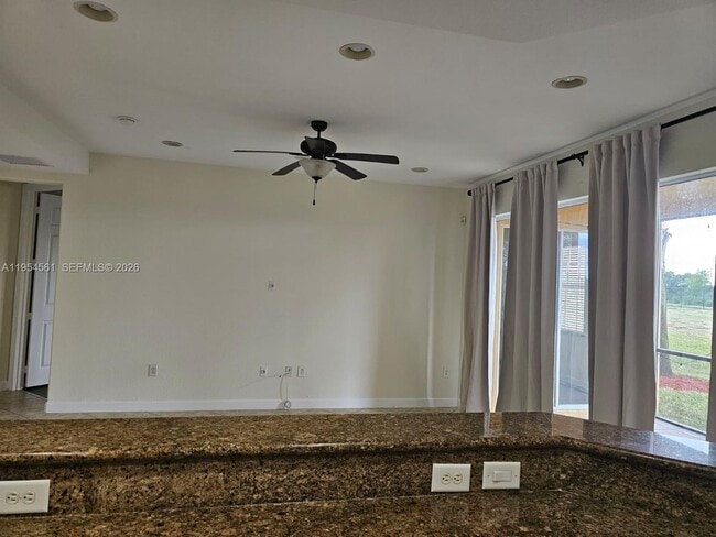 Building Photo - 8255 NW 128th Ln