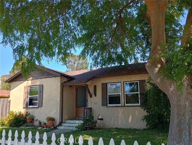 Primary Photo - 892 Grove St