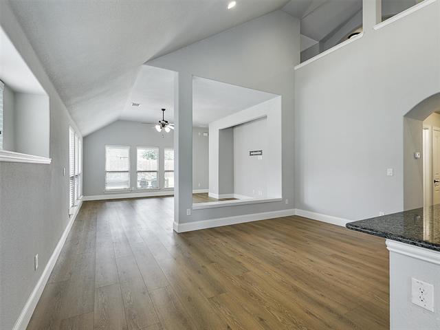 Building Photo - 1504 Bull St