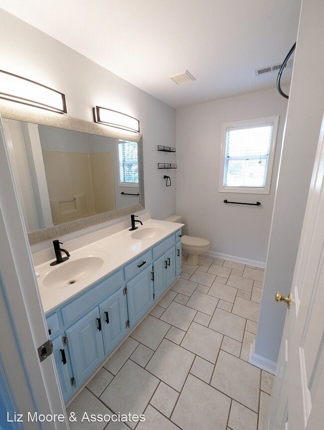 Building Photo - 3 br, 2.5 bath House - 3417 Indian Path