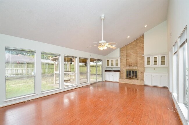 Building Photo - 15815 Boulder Oaks Dr