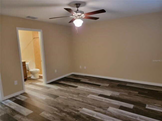 Building Photo - 45 Redwood Run