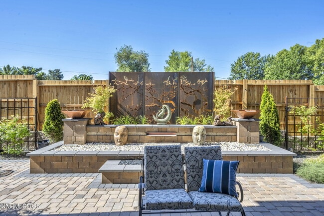 Building Photo - 2958 Saddle Peak Dr